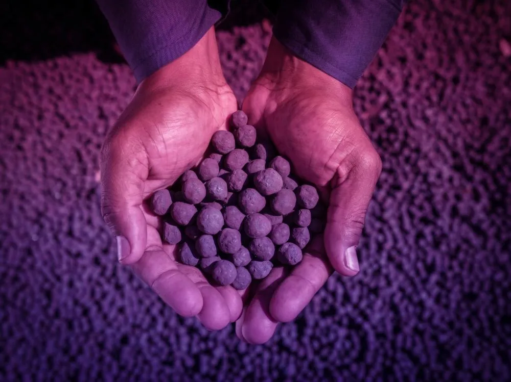 Espírito Santo lidera crescimento industrial no Brasil com alta de 12,8% em julho
