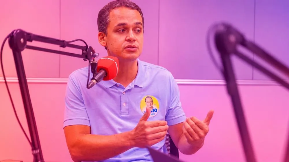 TRANSIÇÃO E COMPROMISSO: Lorenzo Pazolini confirma Erick Musso na equipe de transição e propõe um pacto contra o feminicídio. (Foto: Reprodução / CBN Vitória)